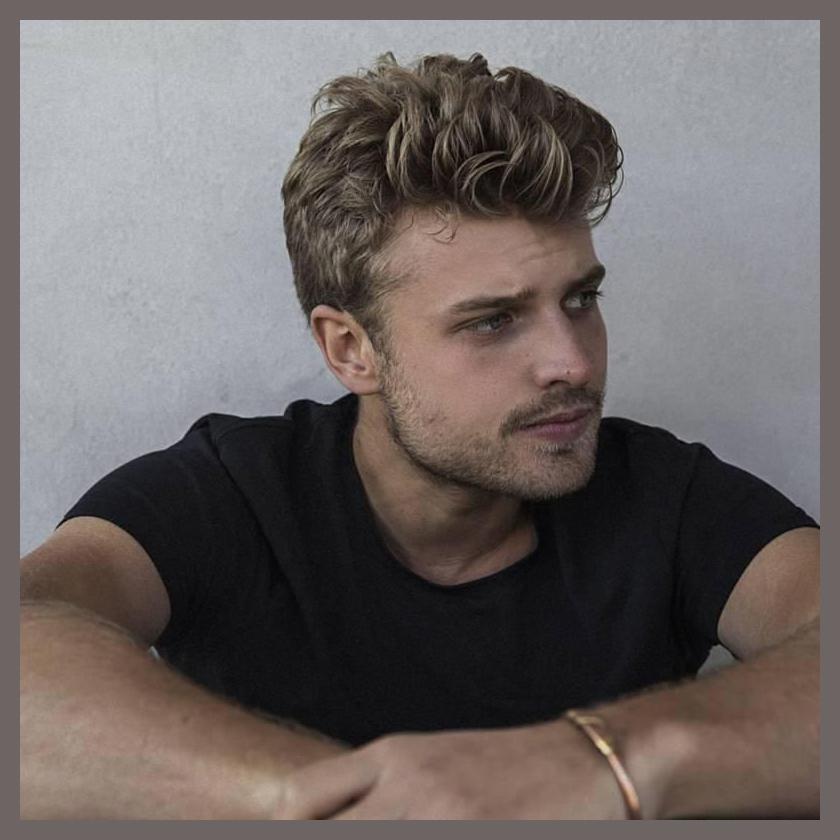 Sandro Cavazza